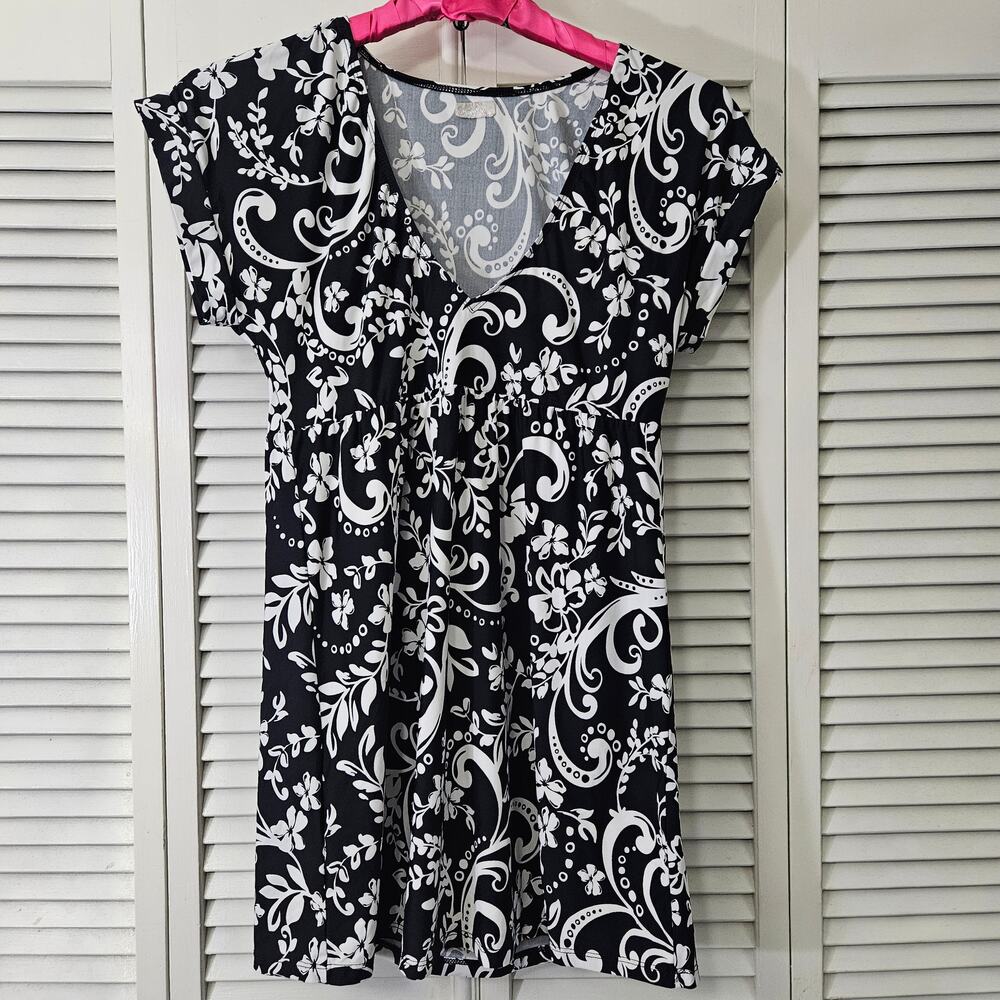 Athena Pick Your Fit Black White Floral Scroll SwimSuit Cover Up M Beach Resort